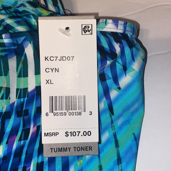 New with tag Kenneth Cole New York size XL one piece swimsuit 🩱 - Picture 4 of 10